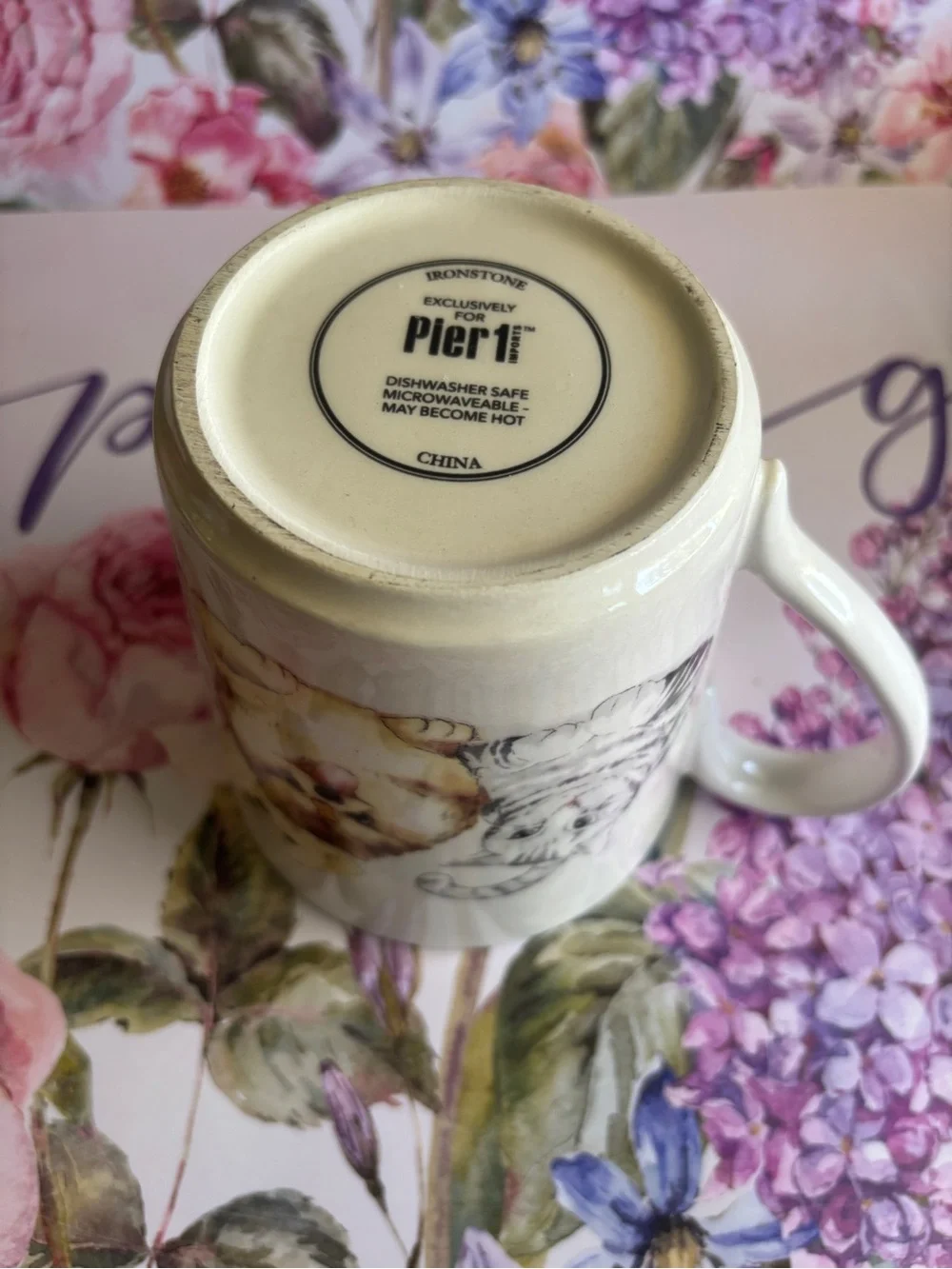 Mug/Pier 1 Cream Ceramic Mug with Puppy, Kitten & Pomeranian Illustrations